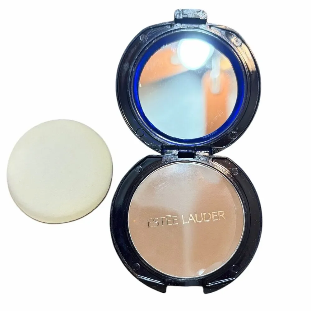 Estee Lauder Double Matte Oil-Control Pressed Powder Light-Medium #2 .17oz MINI